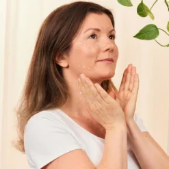 Age Defying Lifting Serum