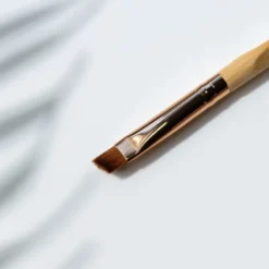 Angled Eyeliner Brush
