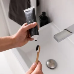 Black Whitening Toothpaste with Charcoal, 100 ml