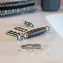 Classic Säkerhetsrakhyvel med Bambuhandtag + 5 st rakblad