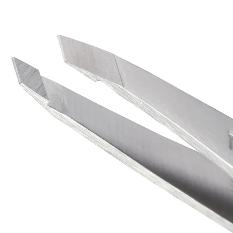 Classic Slant Tweezer