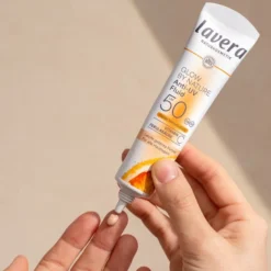 Glow By Nature Anti-UV Fluid SPF 50, 40 ml
