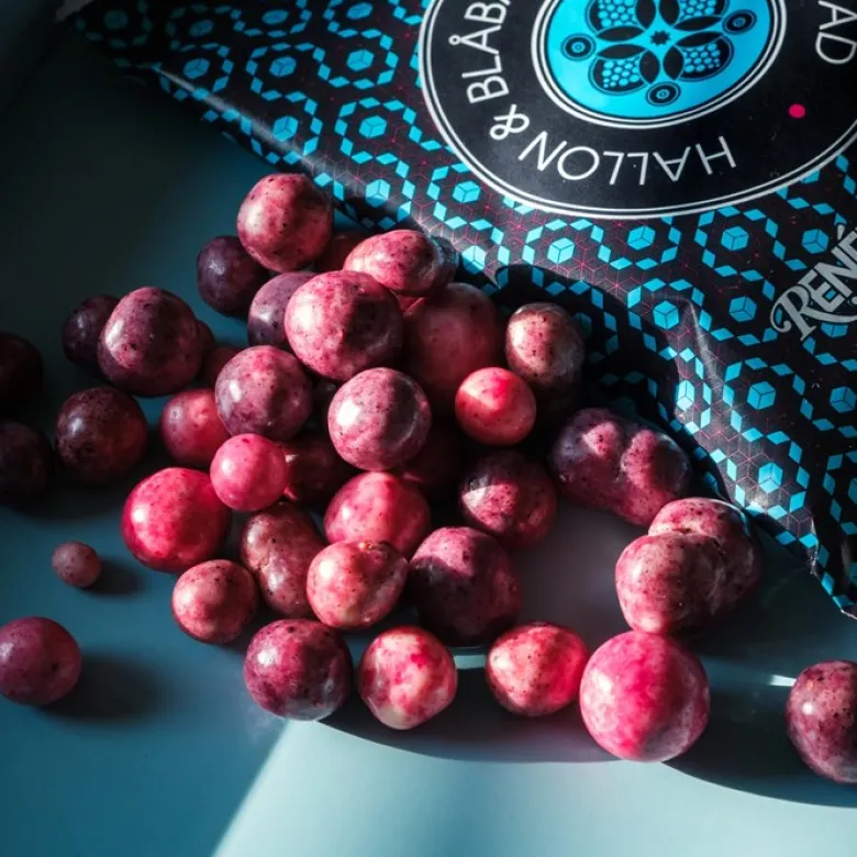 Hallon & Blåbär i Vit Bärchoklad, 45 g
