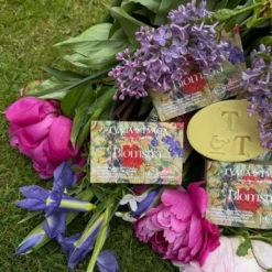 Hantverkstvål Blomstra, ca. 120 g