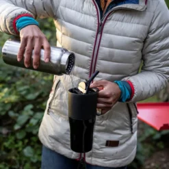 Rise Tumbler med Sugrörslock - Black, 769 ml
