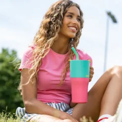 Rise Tumbler med Sugrörslock - Turquoise Kaleidoscope, 769 ml