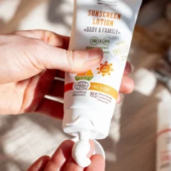 Sunscreen Lotion Baby & Family SPF 30