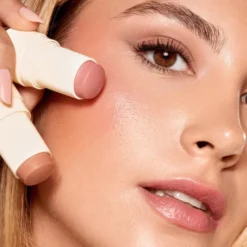 Twist & Go Creamy Bronzer Stick - Biscuit, 5 g
