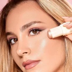 Twist & Go Creamy Highligter Stick - Soft Pearl, 5 g